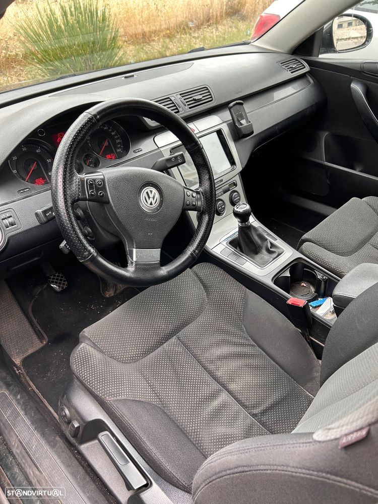VW Passat Variant 2.0 TDI Confortline - 8
