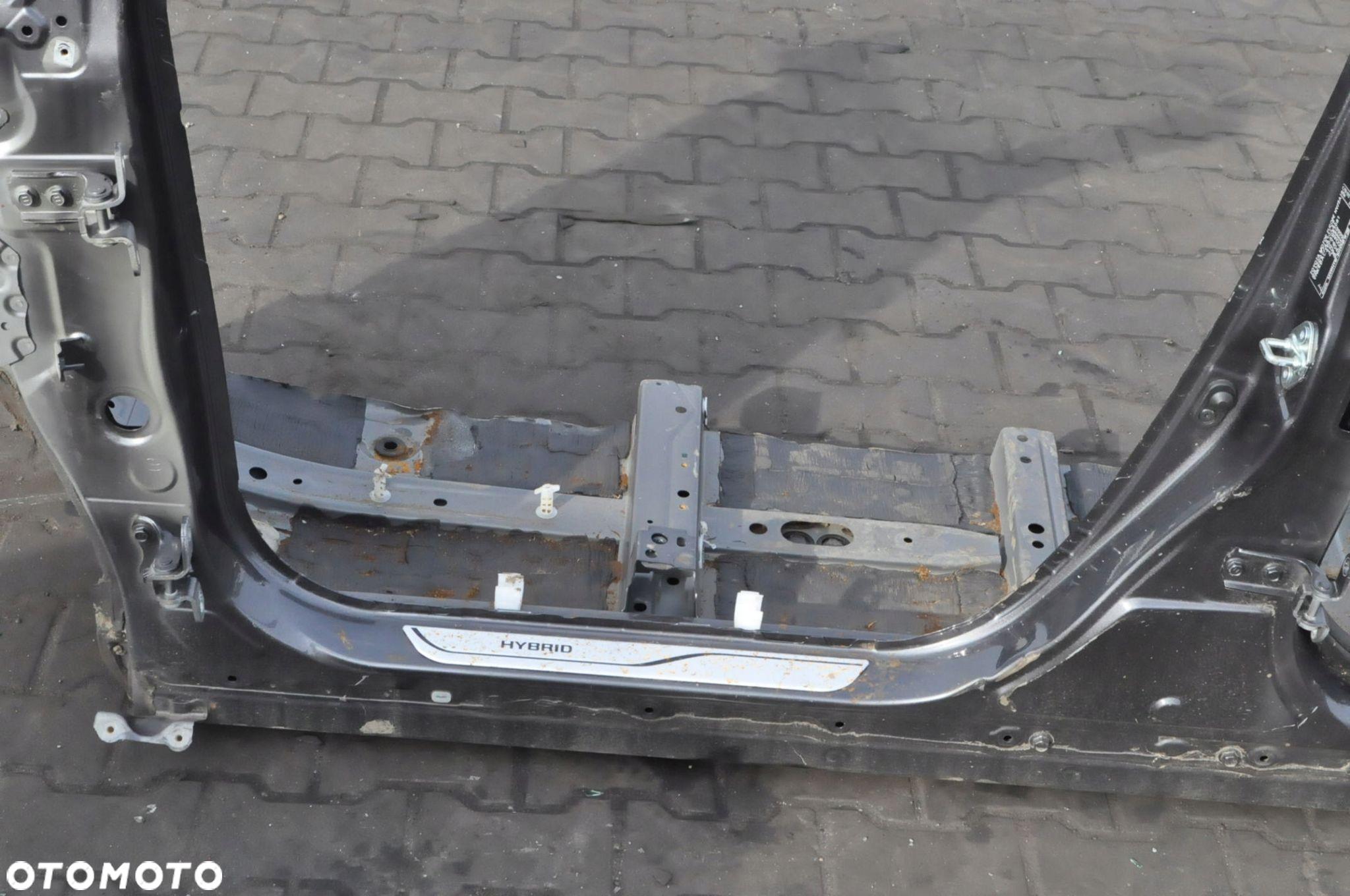 TOYOTA YARIS IV SŁUPEK PRÓG LEWY ĆWIARTKA - 3