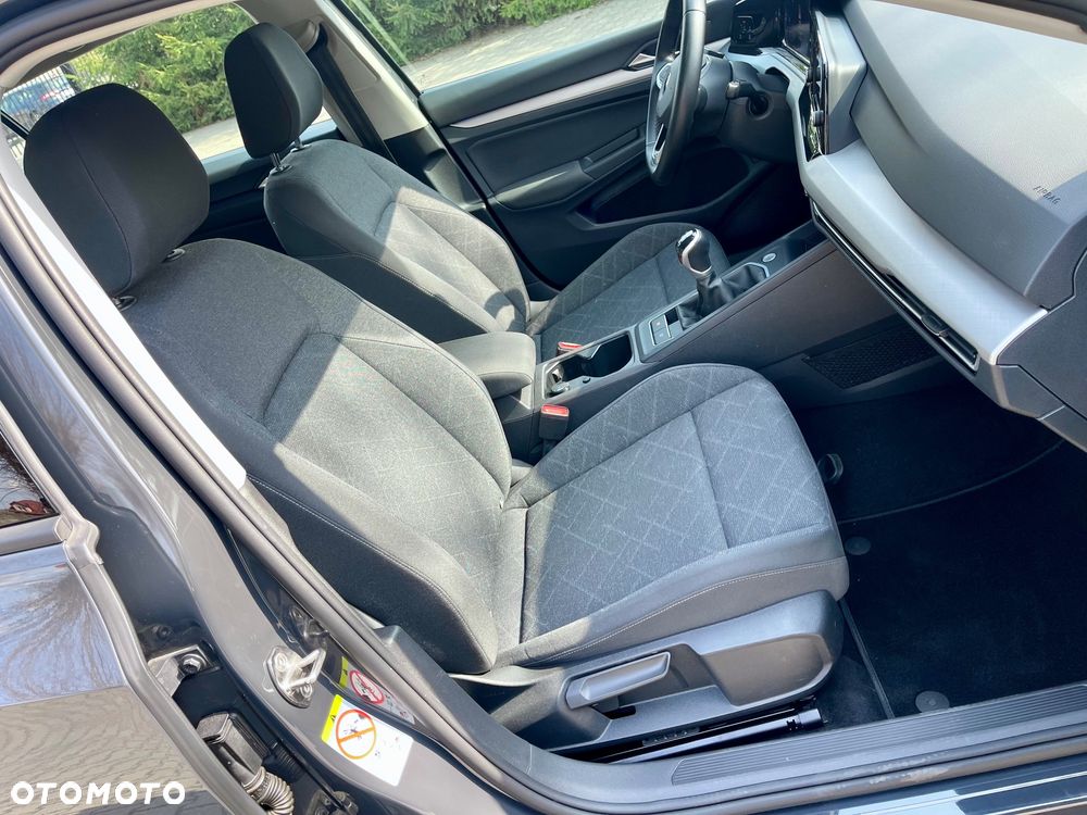 Volkswagen Golf - 24