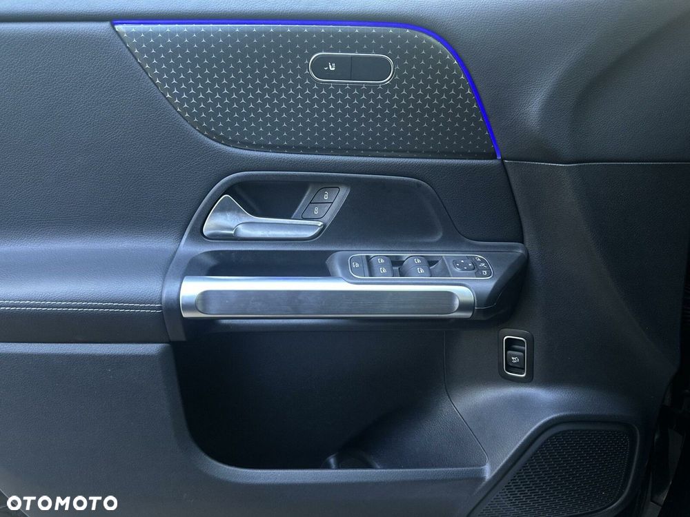 Mercedes-Benz GLB 200 Progressive 7G-DCT - 21