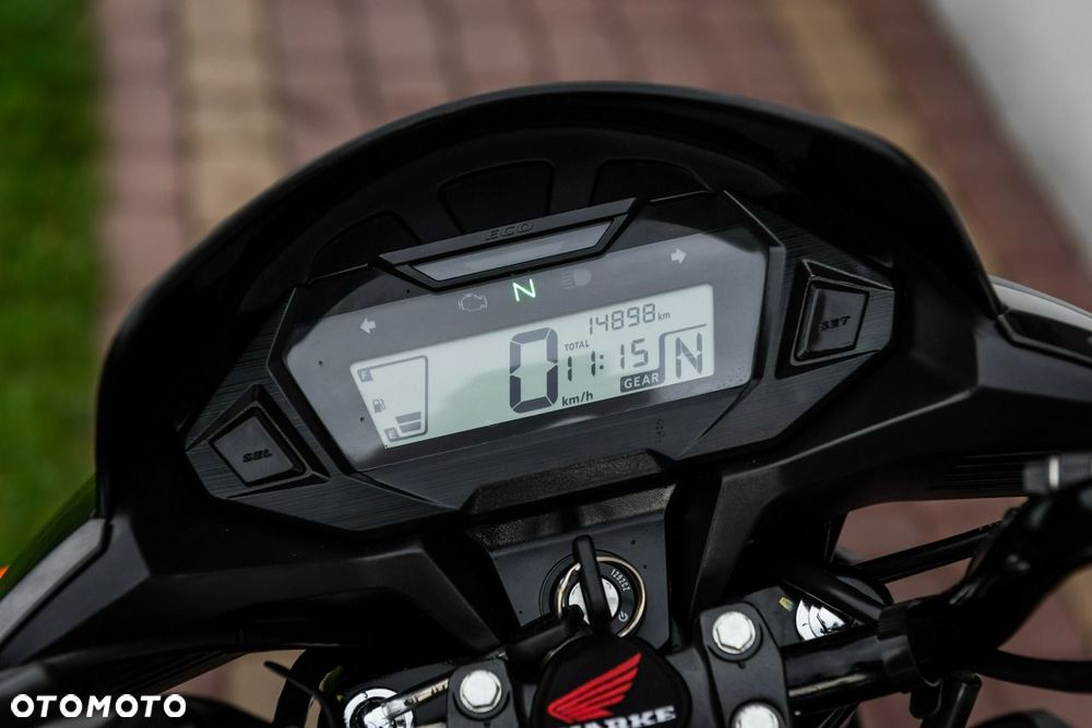 Honda CB - 8
