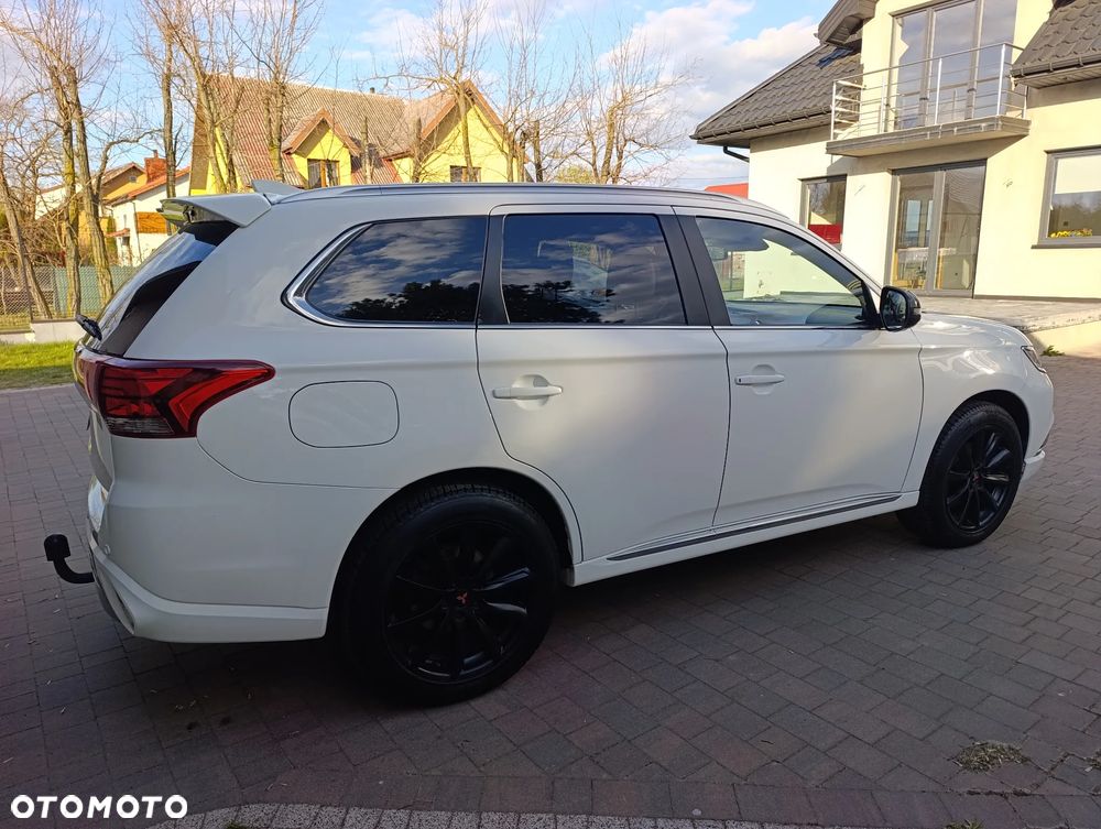 Mitsubishi Outlander 2.4 4WD Diamant+ - 8