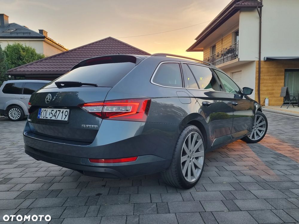 Skoda Superb 1.6 TDI DSG Style - 4