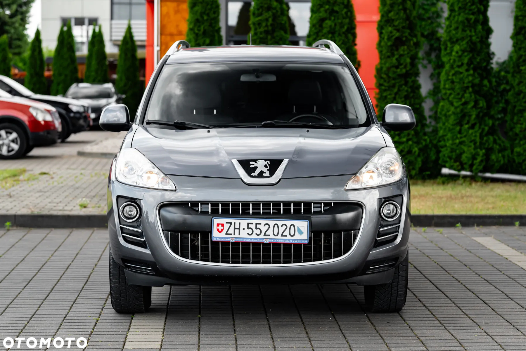 Peugeot 4007 7-Sitzer Sport - 4