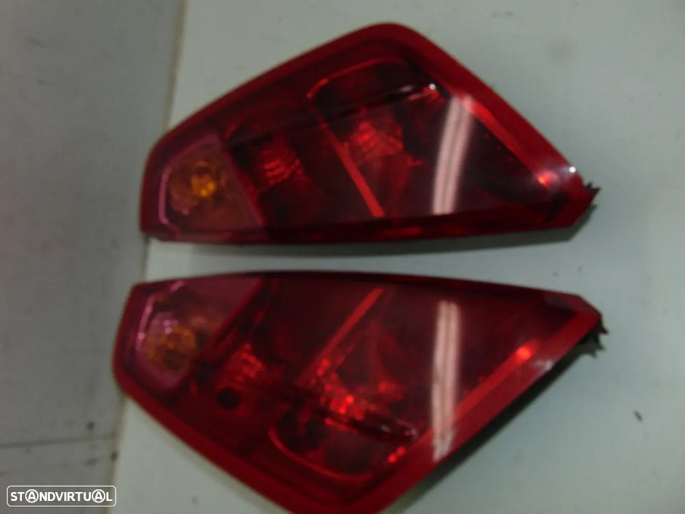 Fiat Grand Punto farolins - 2