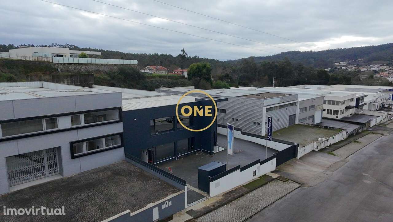 Armazém industrial com 160m2 - Grande imagem: 3/21