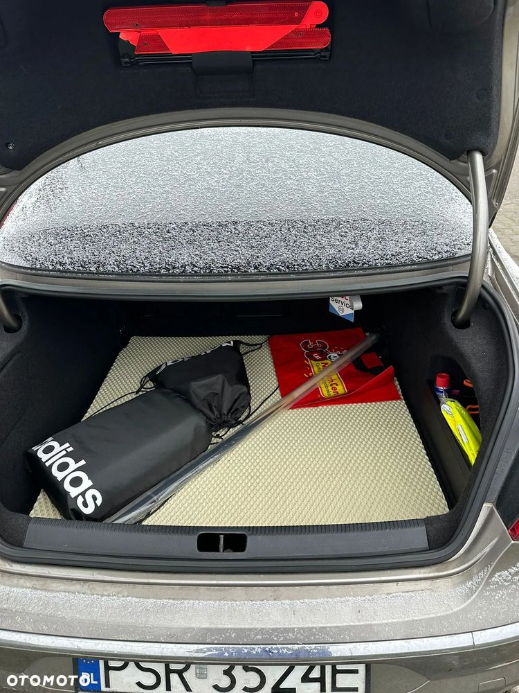 Volkswagen CC 2.0 TDI DPF BMT DSG - 5