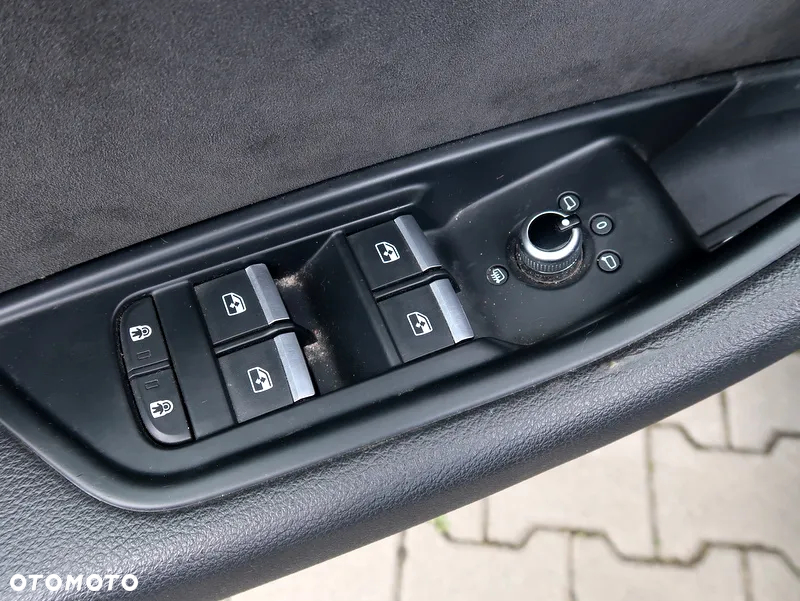 Audi A4 35 TDI mHEV Advanced S tronic - 23