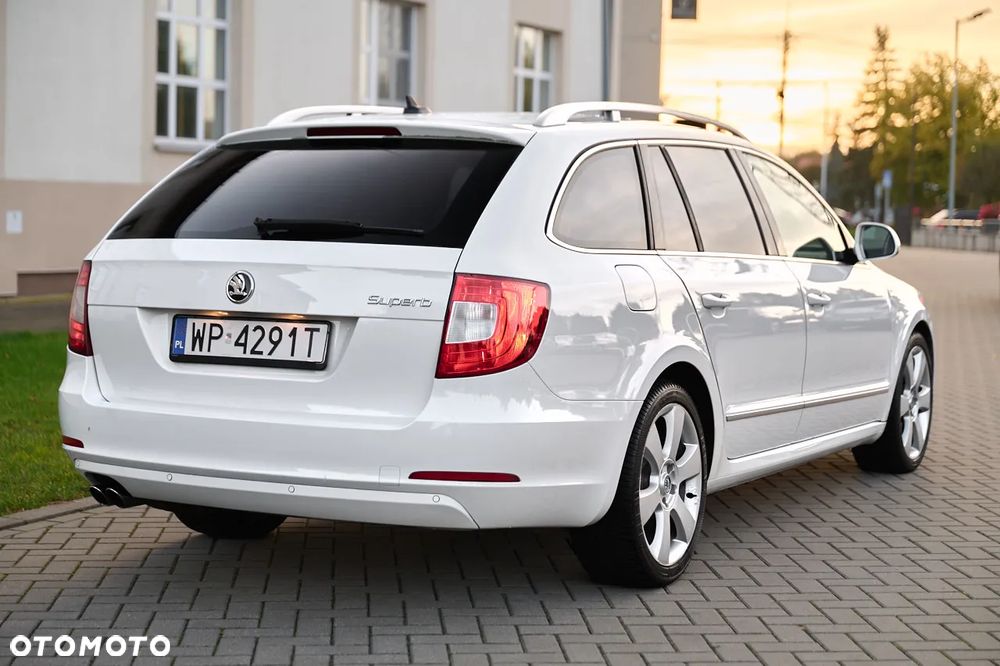 Skoda Superb 2.0 TDI Platinum - 13