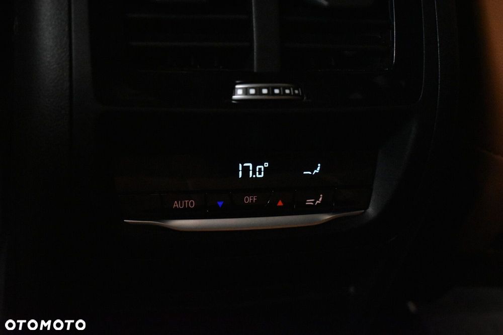 BMW X4 xDrive20i mHEV M Sport sport - 19