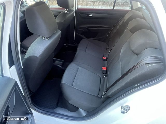 Skoda Fabia Break 1.0 Active - 11