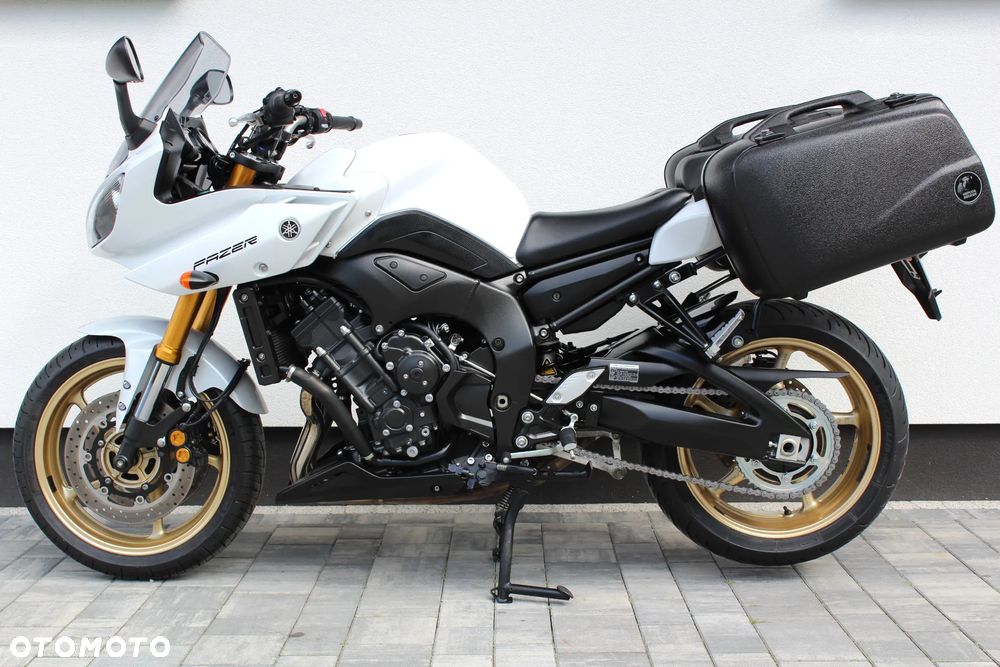 Yamaha FZ8 - 2