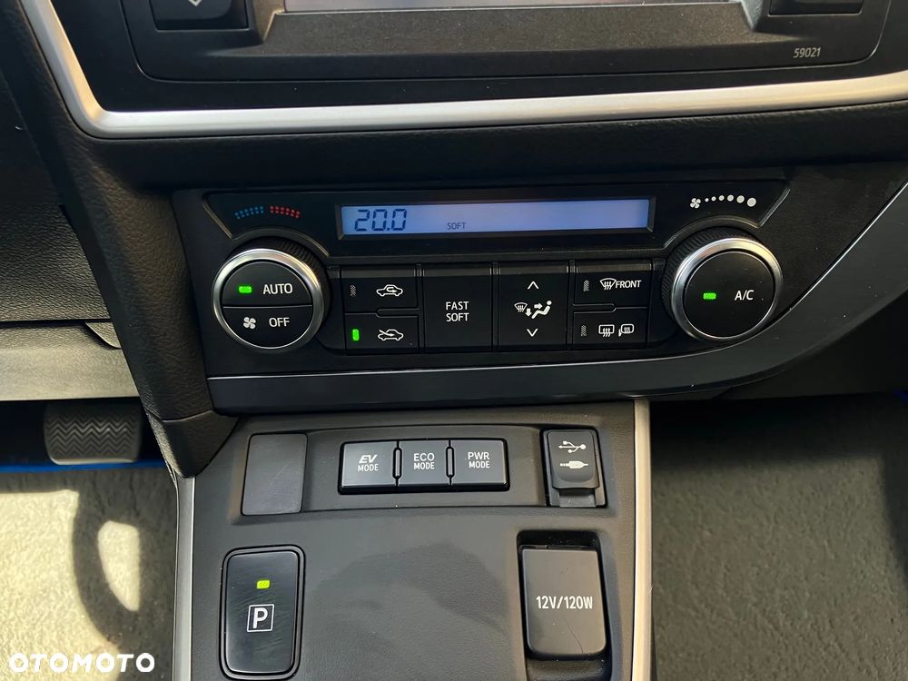 Toyota Auris - 27