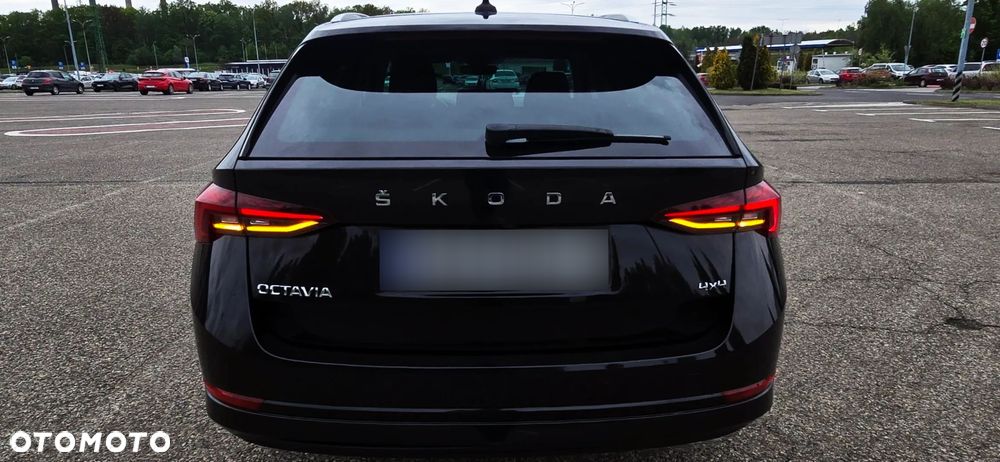 Skoda Octavia 2.0 TDI 4x4 Style DSG - 12
