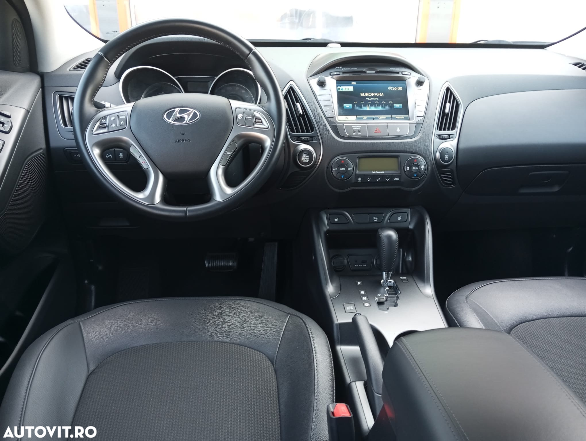 Hyundai ix35 2.0 CRDI 4WD Automatik Style - 21