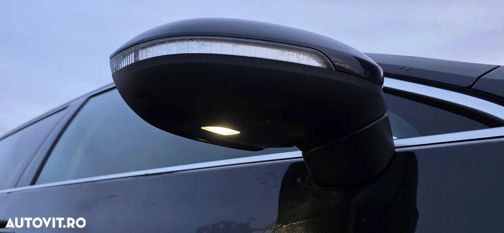 Volkswagen Passat 2.0 TDI DSG Comfortline - 15