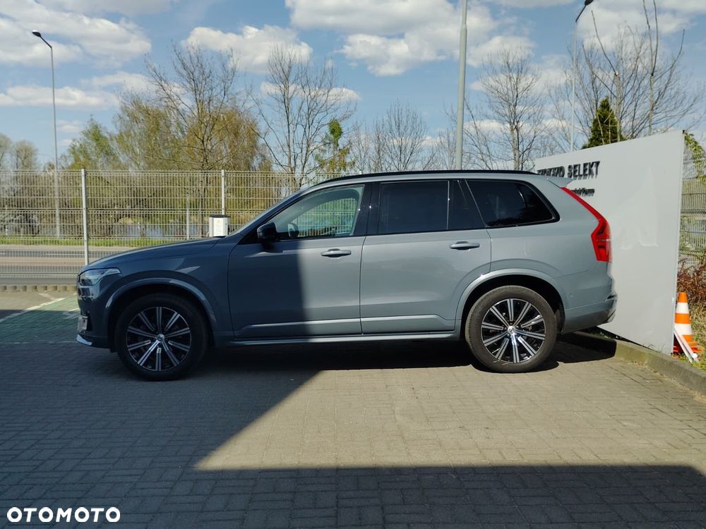 Volvo XC 90 - 7