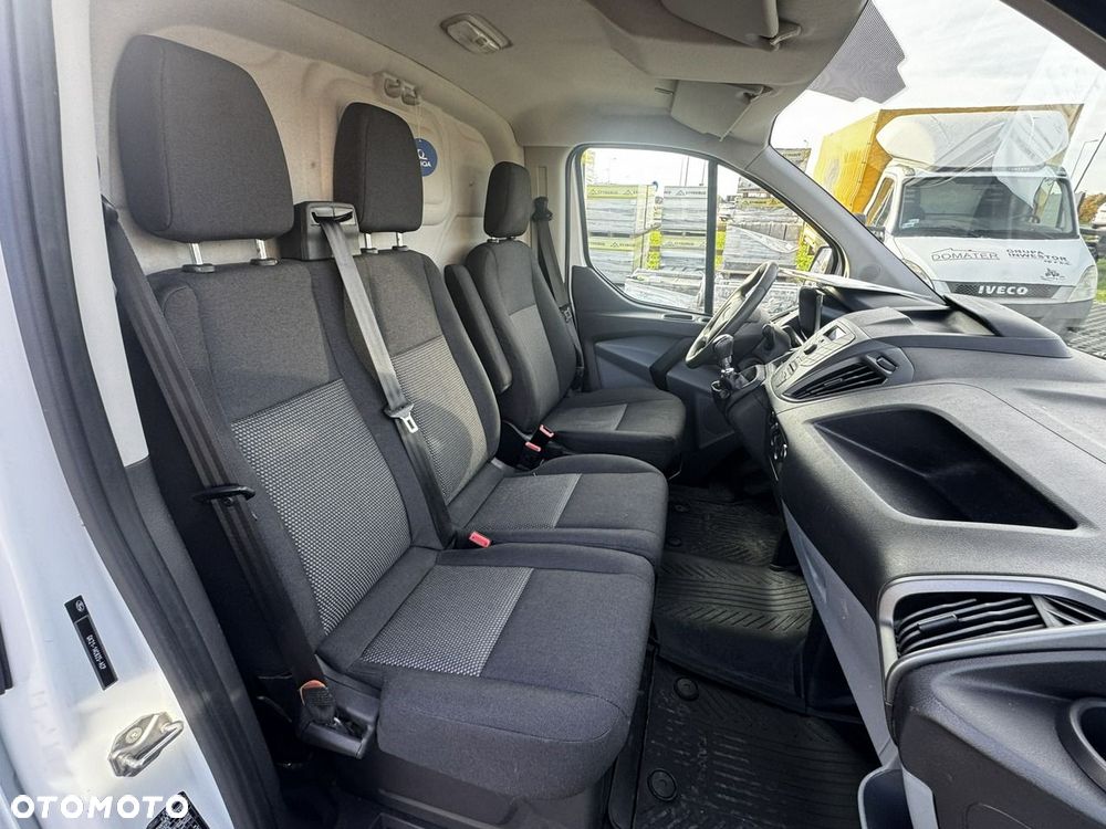 Ford Transit Custom - 8