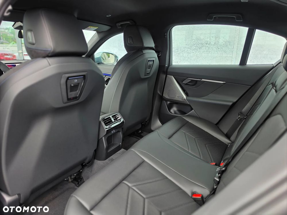 BMW Seria 5 520d mHEV M Sport - 31