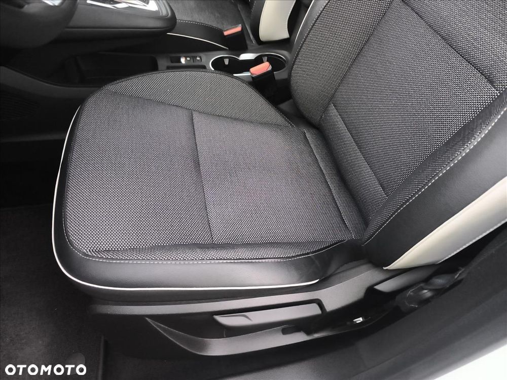 Renault Captur - 13