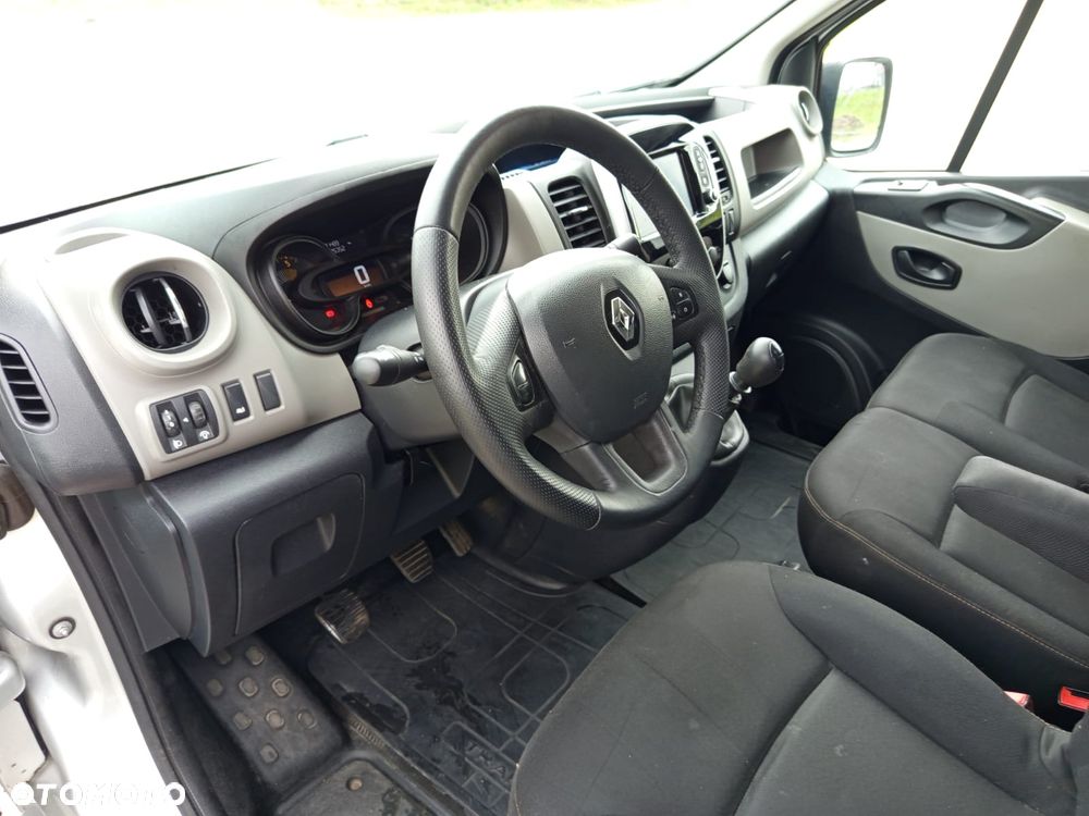 Renault TRAFIC - 21