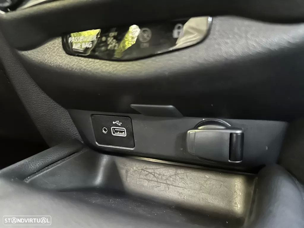 Nissan Juke 1.0 DIG-T DCT N-Connecta - 22
