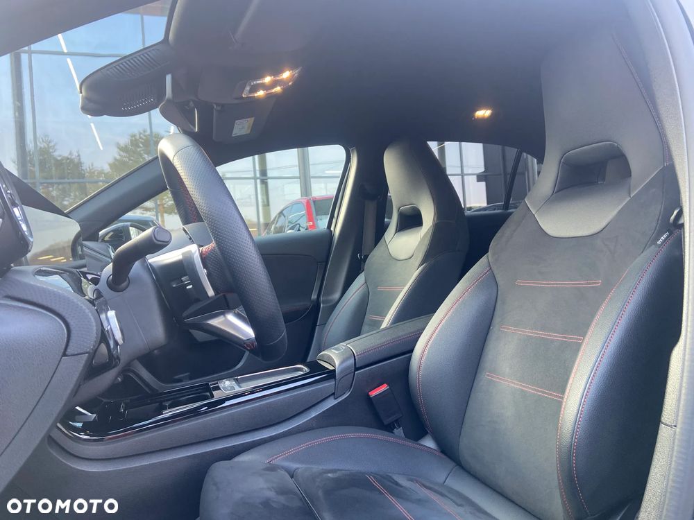 Mercedes-Benz Klasa A 200 AMG Line 7G-DCT - 7