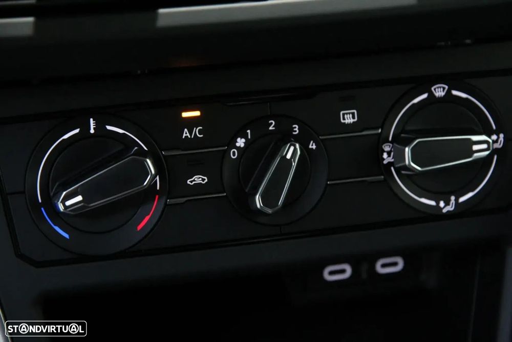 VW Taigo 1.0 TSI Urban - 10