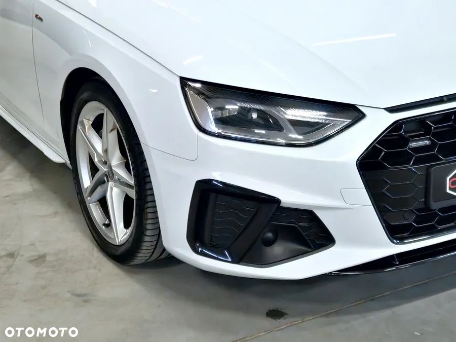 Audi A4 Avant 40 TDI quattro S tronic S line - 11