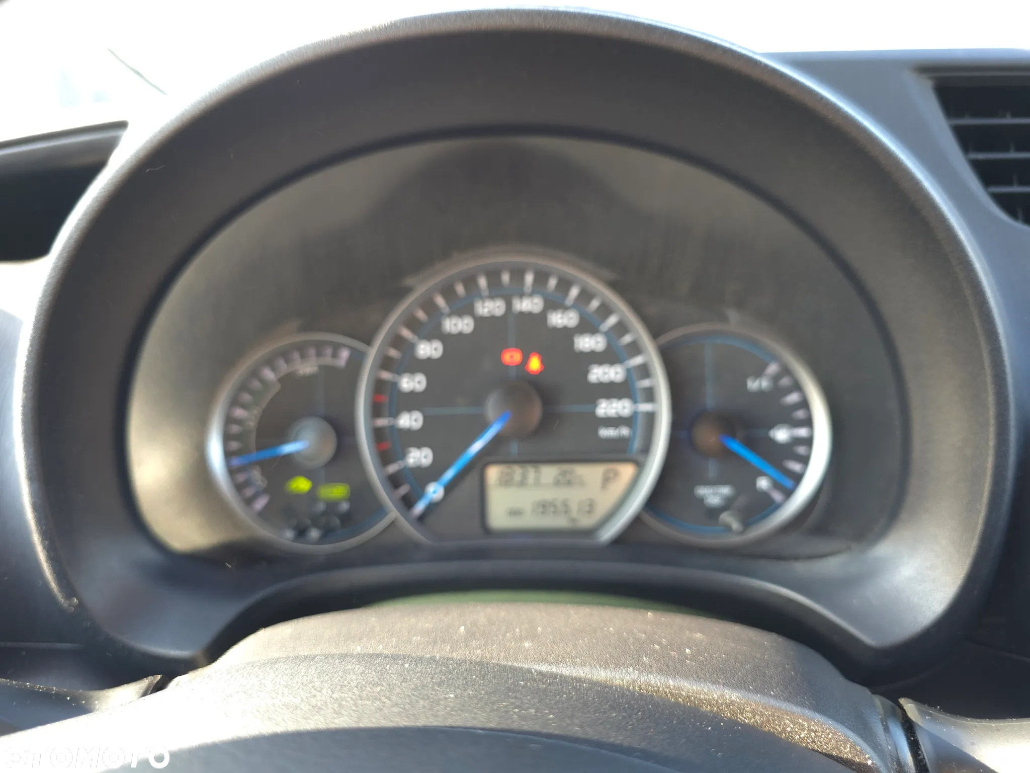 Toyota Yaris Hybrid 100 Premium - 21