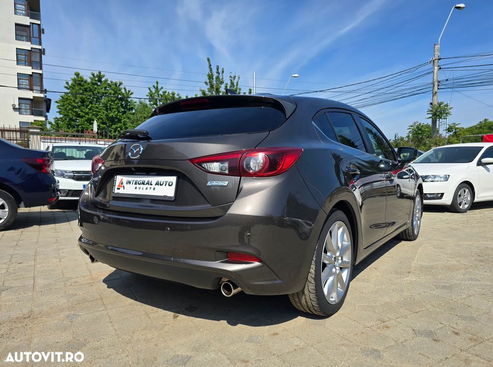 Mazda 3 G120 Revolution - 6