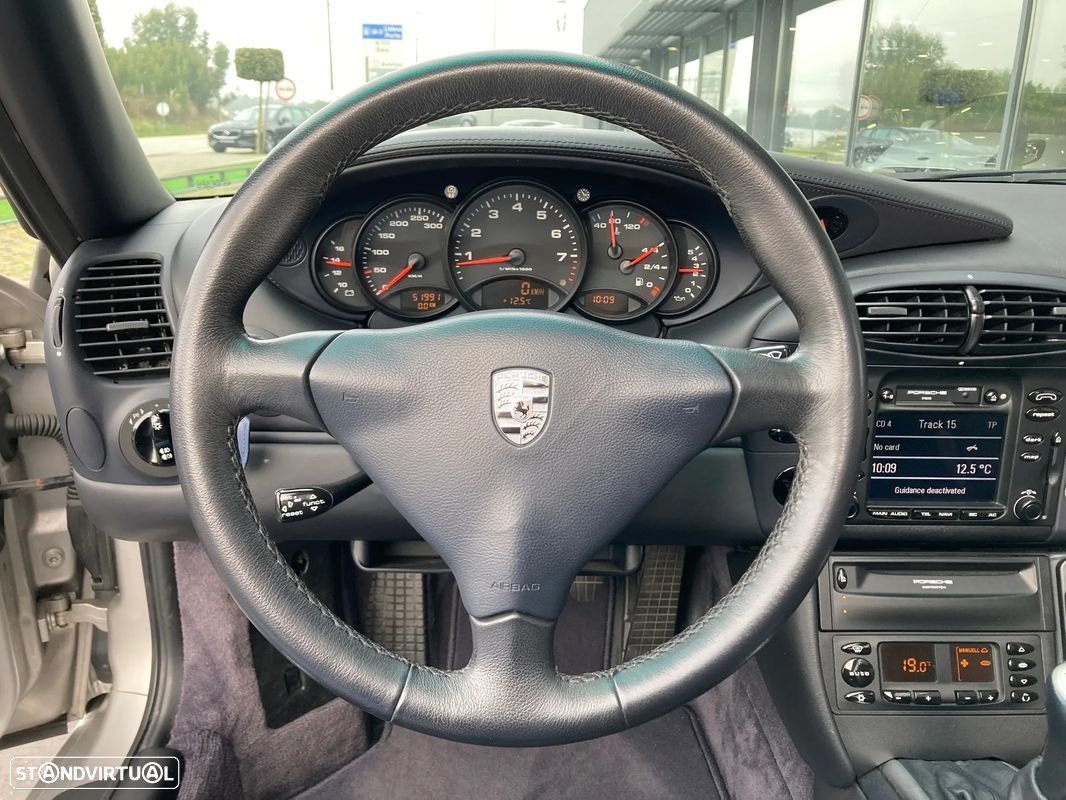 Porsche 911 (996) - 13