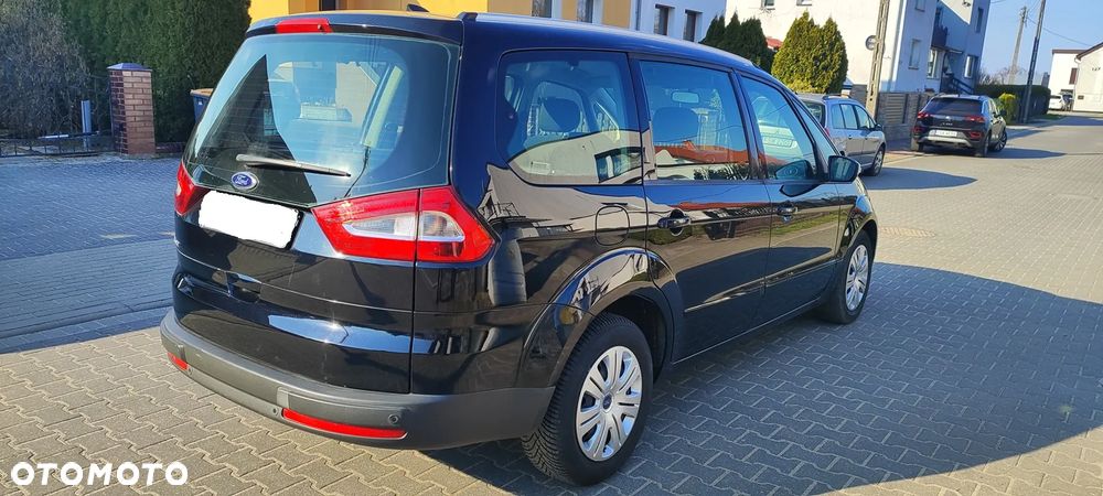 Ford Galaxy - 4