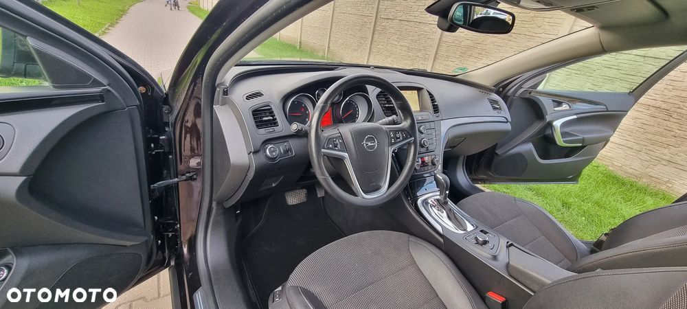 Opel Insignia - 22