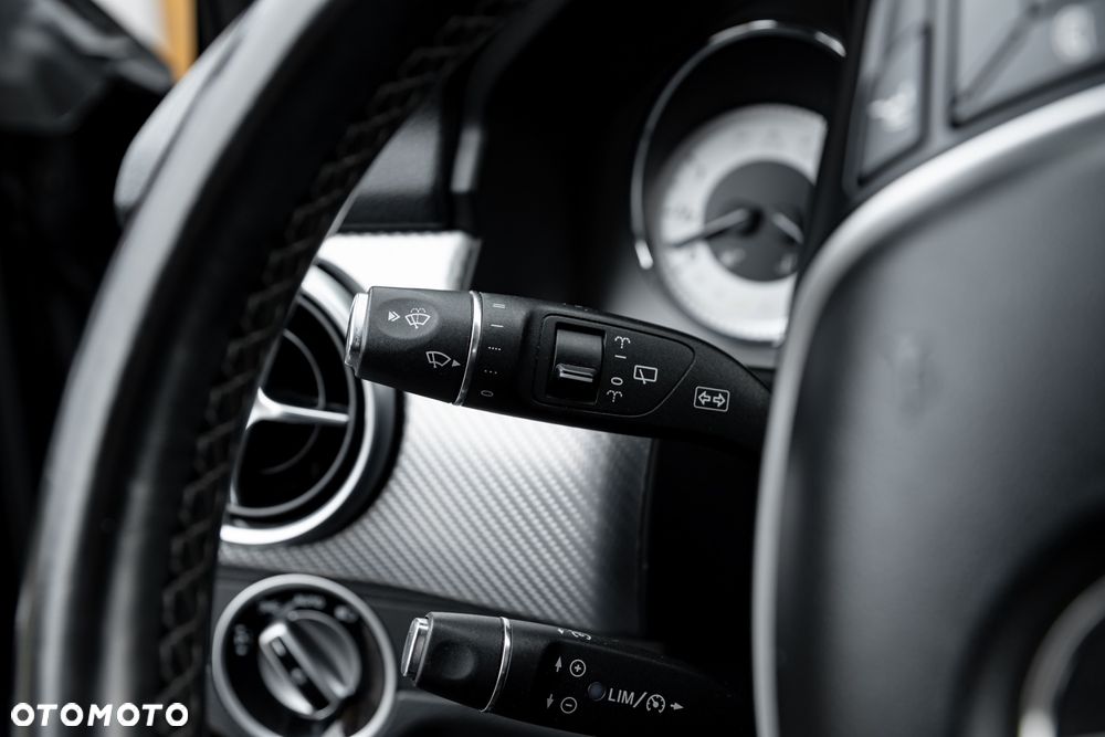 Mercedes-Benz GLK 220 CDI DPF 4Matic BlueEFFICIENCY 7G-TRONIC - 32