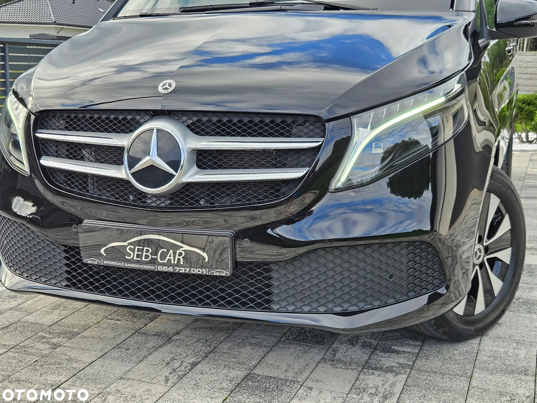 Mercedes-Benz Klasa V 300 d 4-Matic 9G-Tronic (ekstra d³) - 17