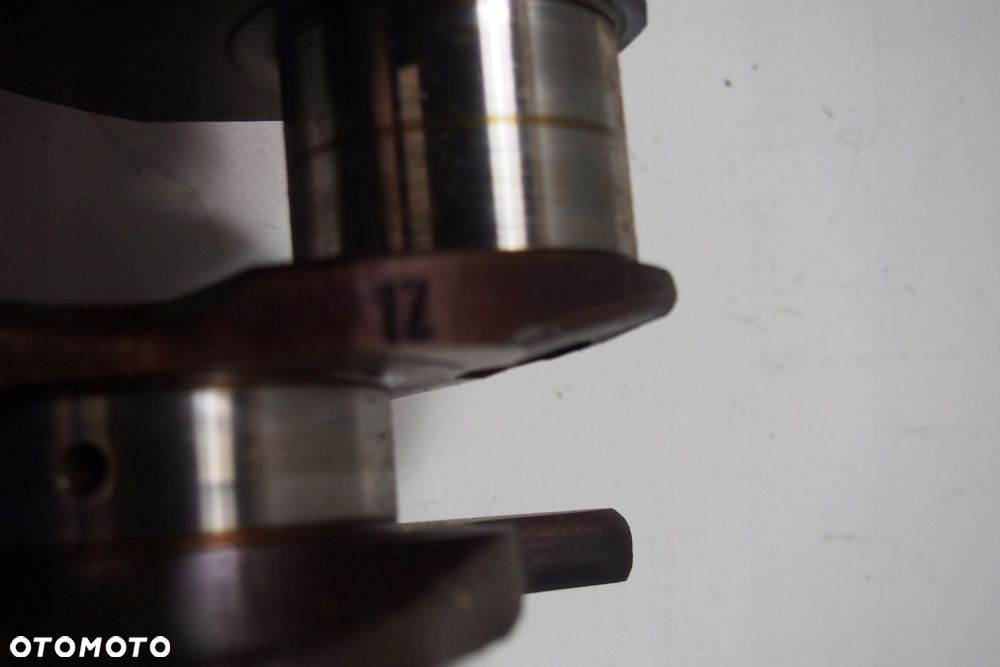 WAŁ KORBOWY VW TOUAREG I Q7 4.2 AXQ - 12