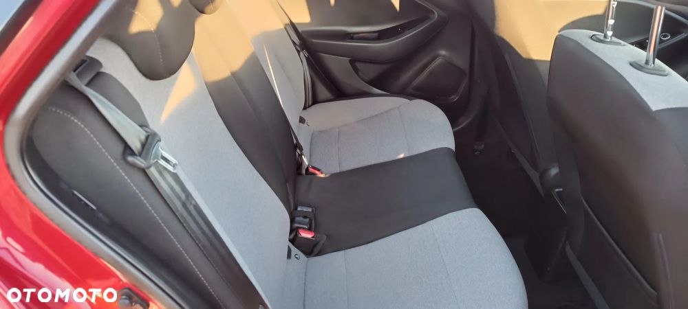 Hyundai i20 1.2 Comfort - 9