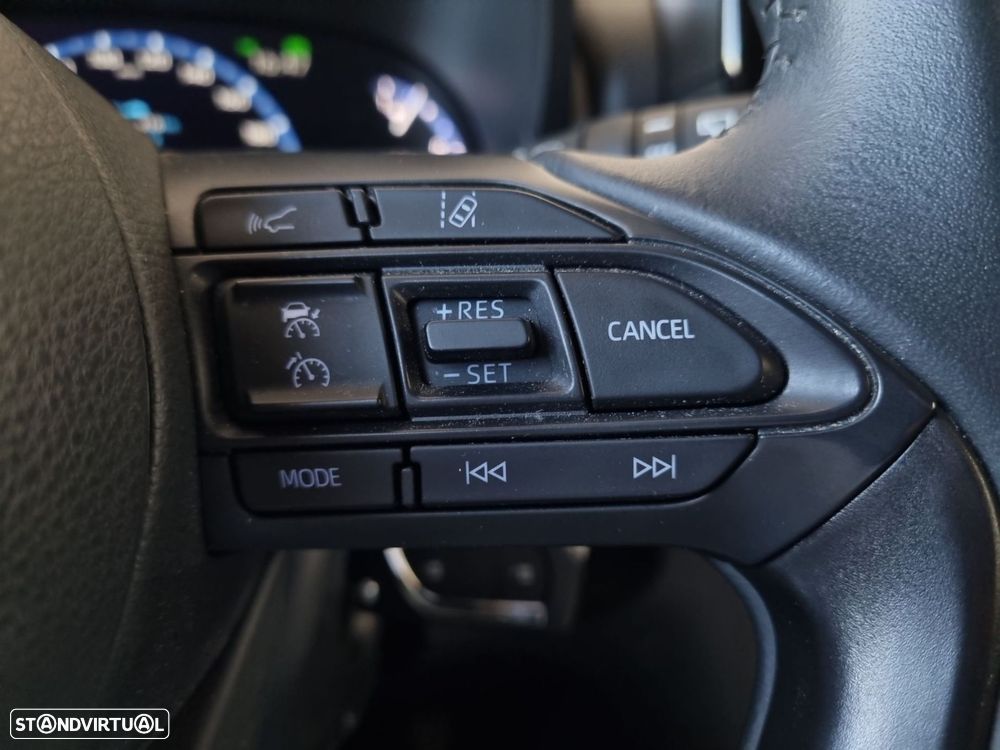 Toyota Yaris Cross 1.5 HDF Comfort Plus - 12