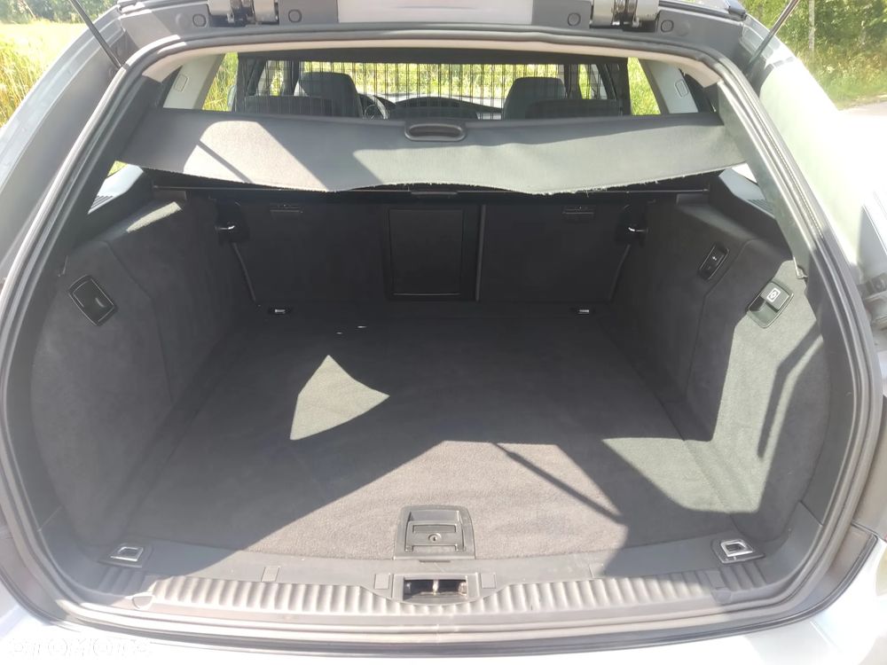 BMW Seria 5 - 10