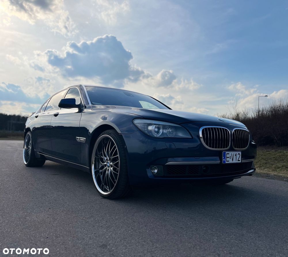 BMW Seria 7 760Li - 23