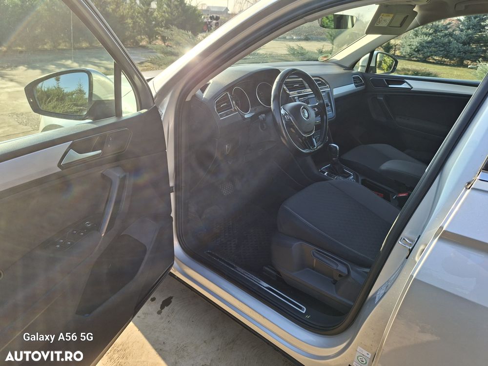 Volkswagen Tiguan - 10