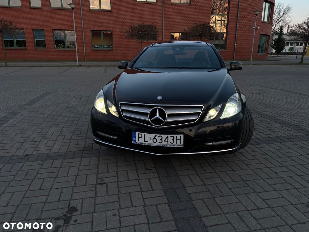 Mercedes-Benz Klasa E 250 CGI BlueEFFICIENCY Automatik Avantgarde - 8