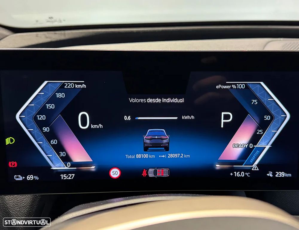 BMW iX xDrive 40 Pack Desportivo - 10