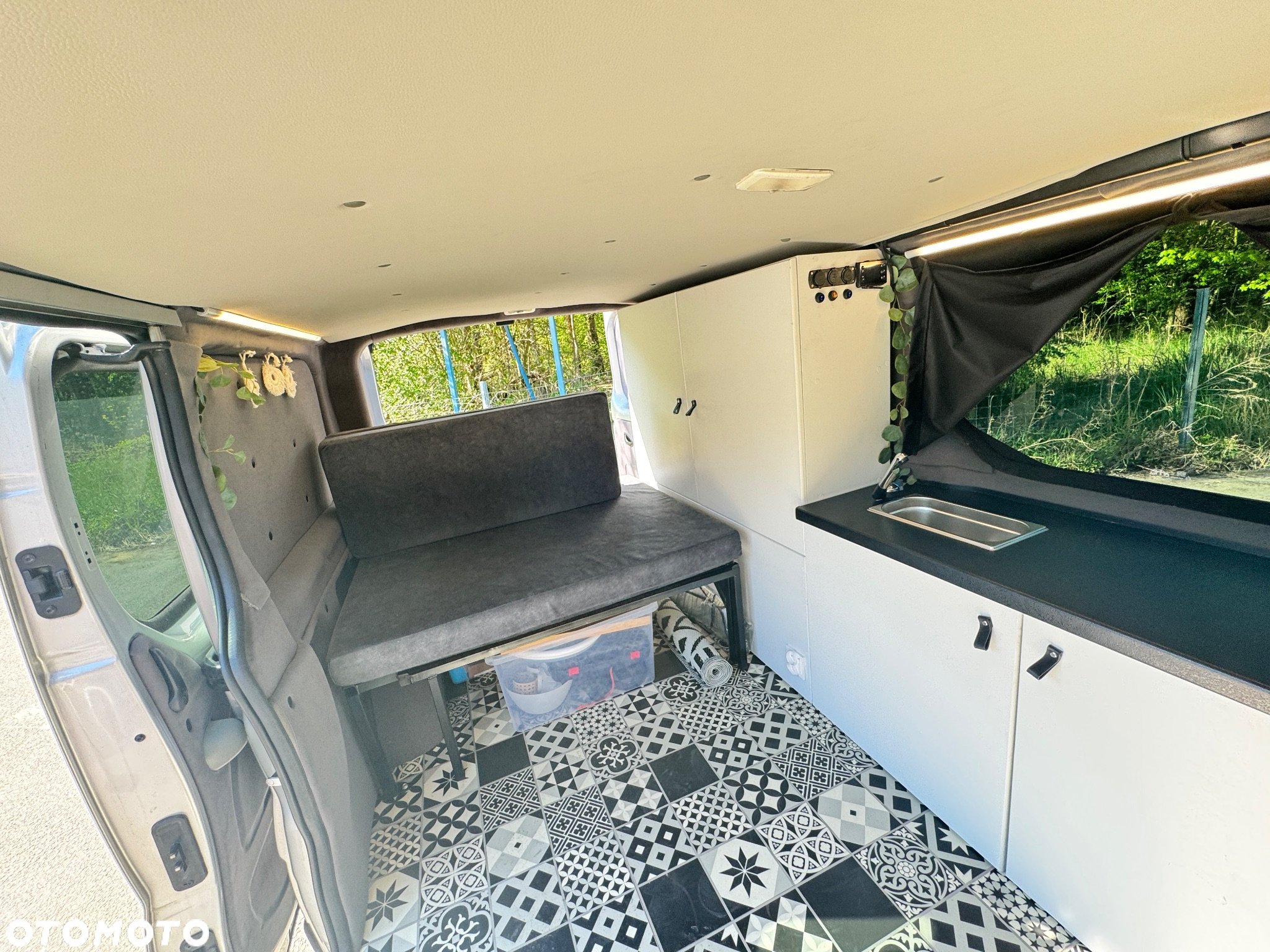 Opel Vivaro - 25