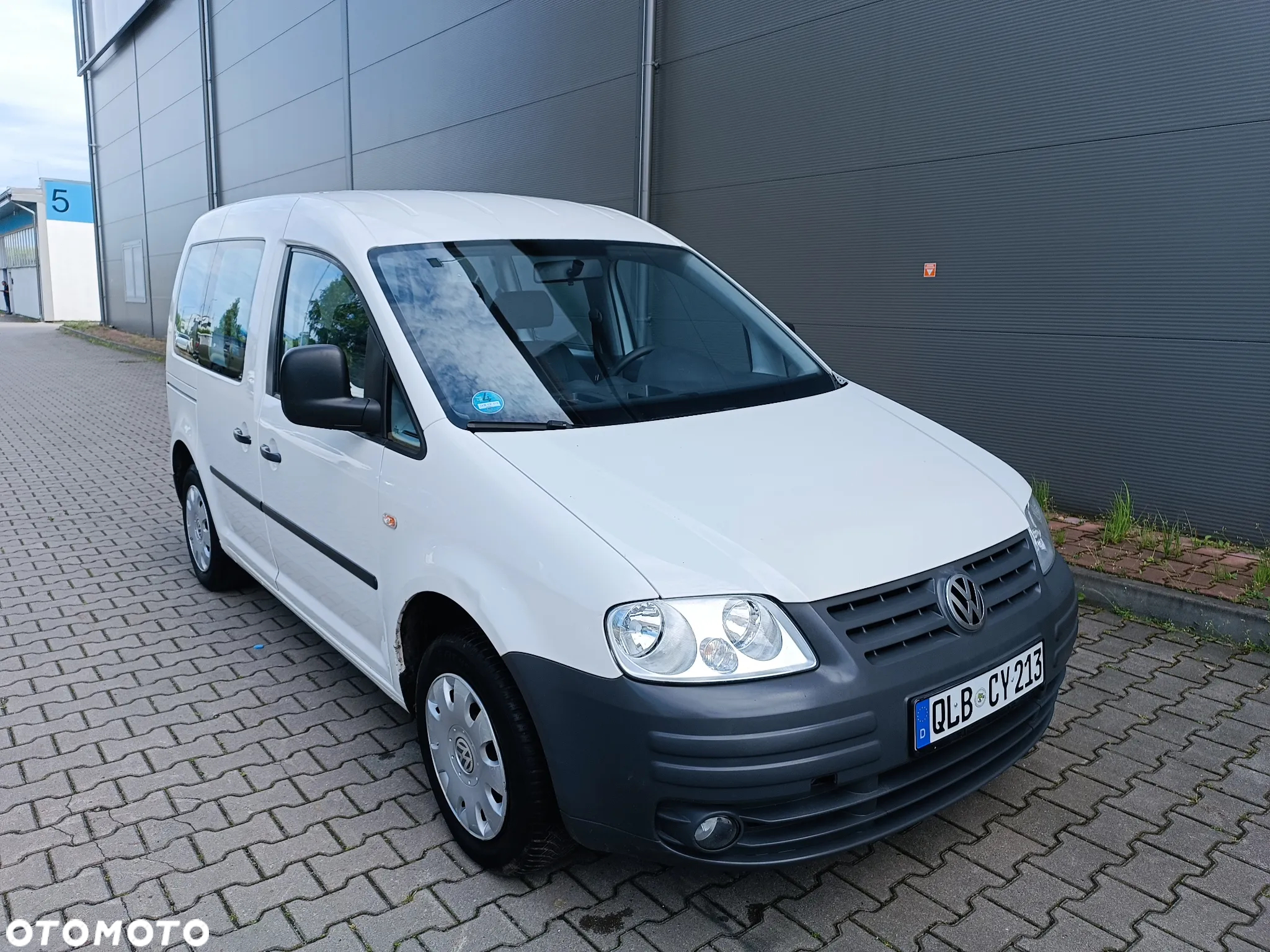 Volkswagen Caddy 1.6 Familie (5-Si.) - 2