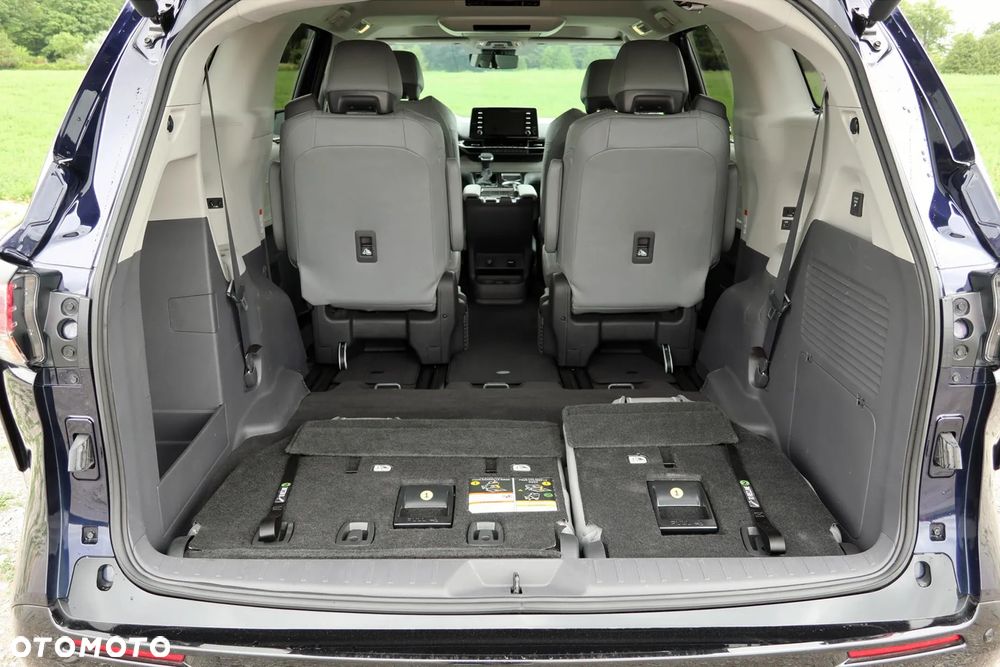 Toyota Sienna - 30