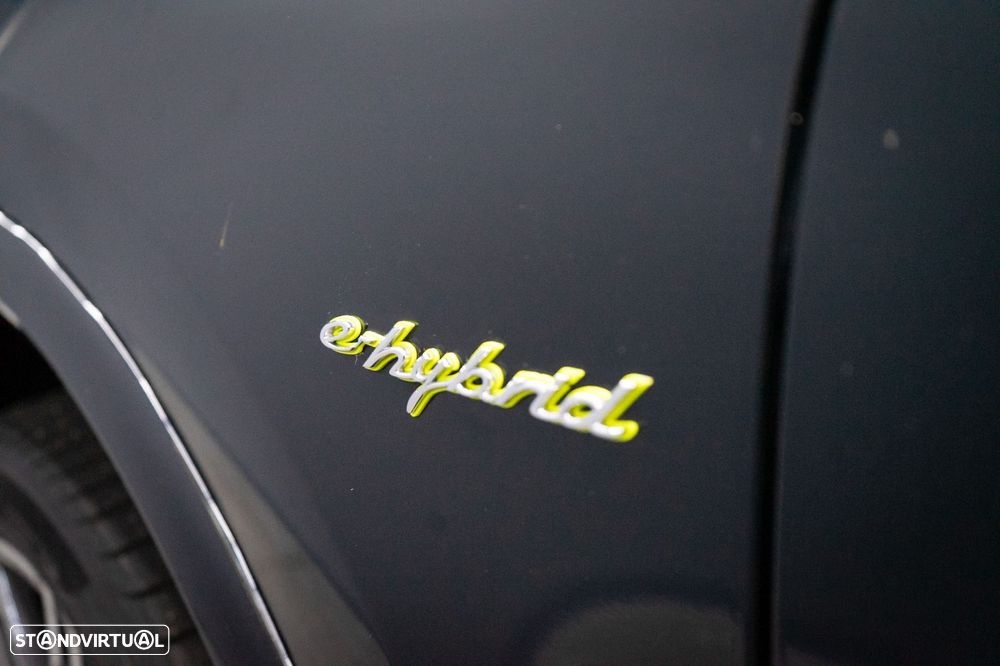 Porsche Cayenne S E-Hybrid Platinum Edition - 51