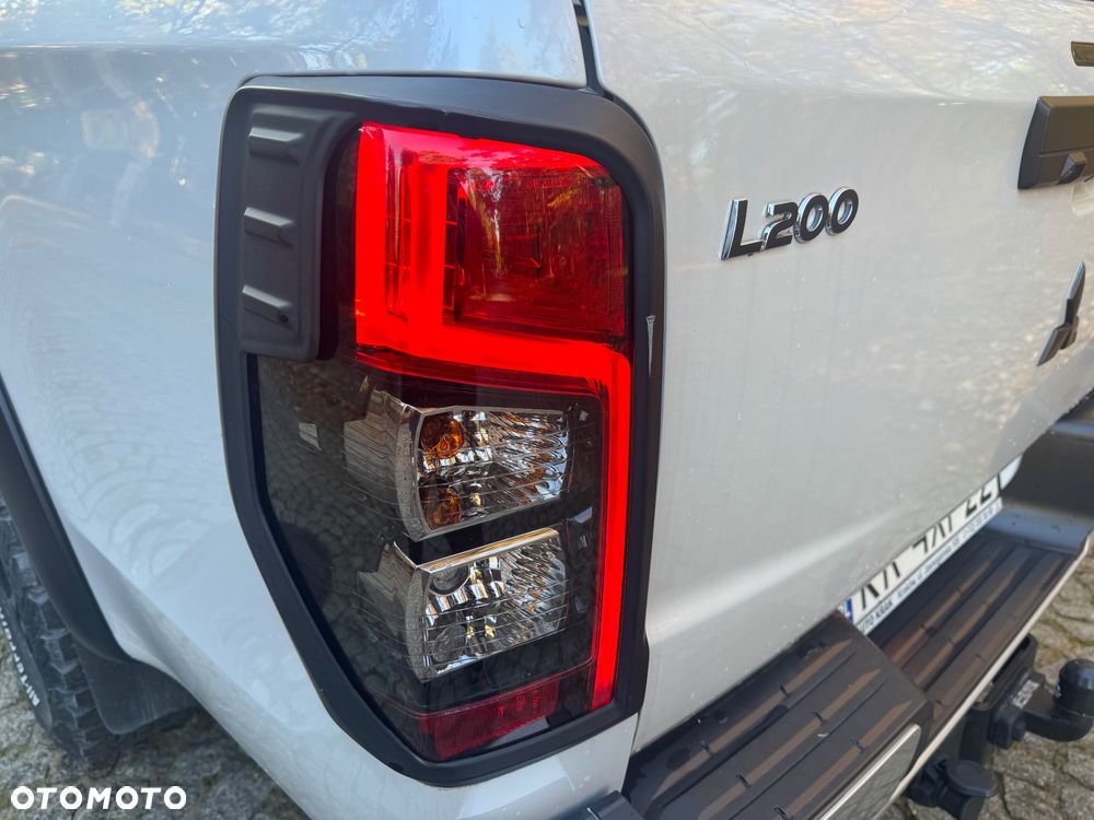 Mitsubishi L200 2.2 d DC Stark Basic - 13