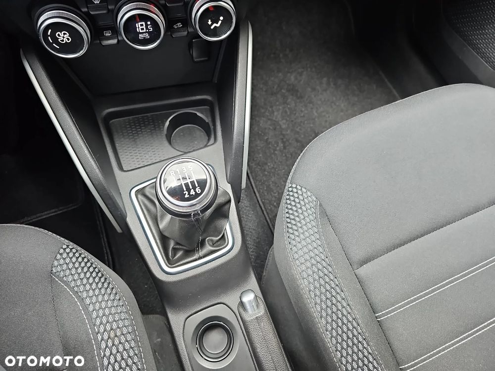 Dacia Duster 1.0 TCe Prestige - 16